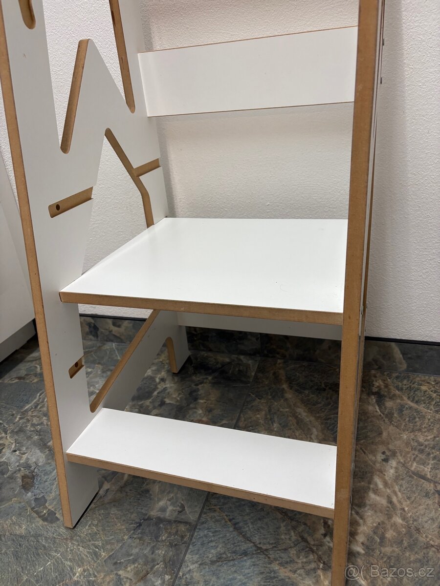 Rostoucí učící věž - 2