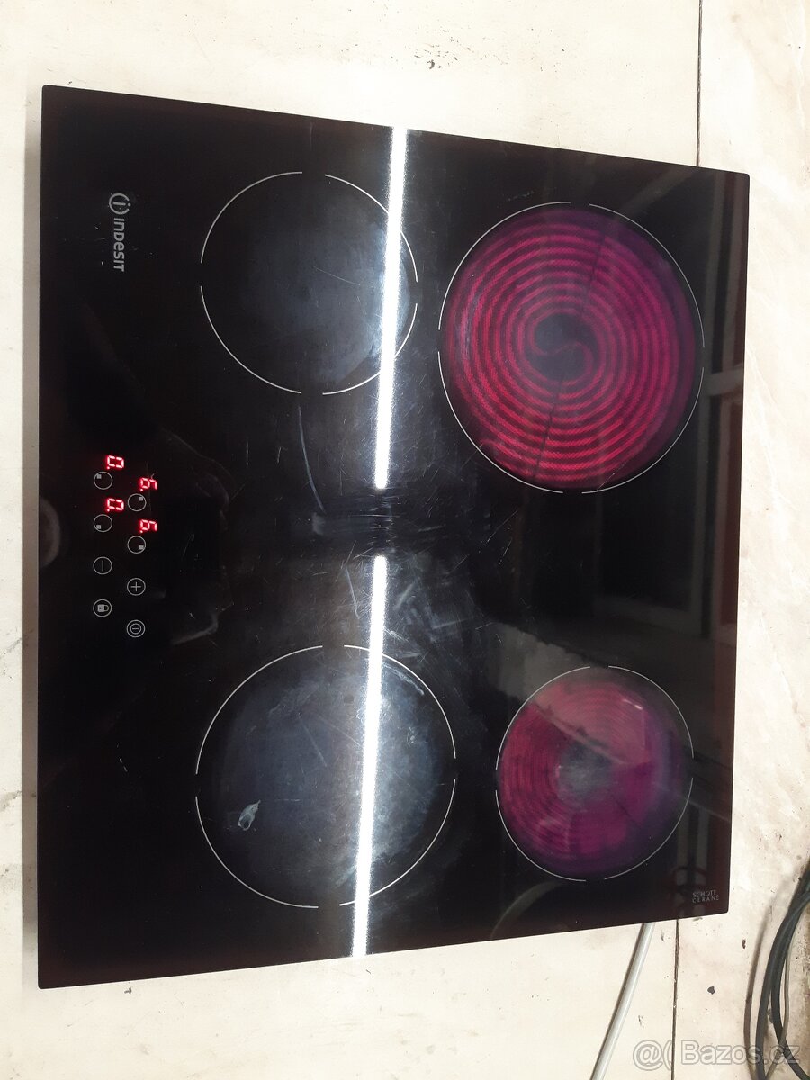 sklokeramicka indukcni varna deska - 2