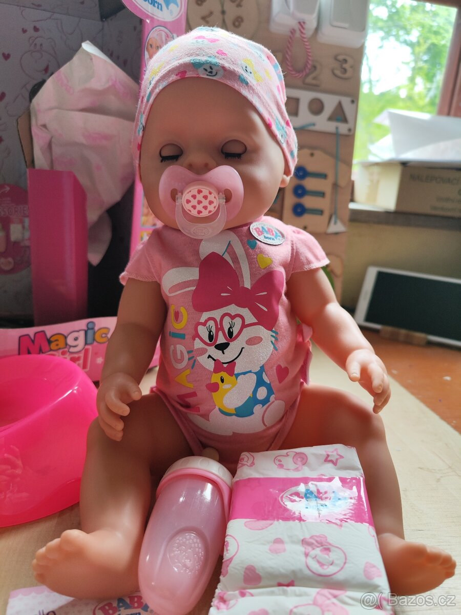 BABY born holčička s kouzelným dudlíkem 43 cm - 2