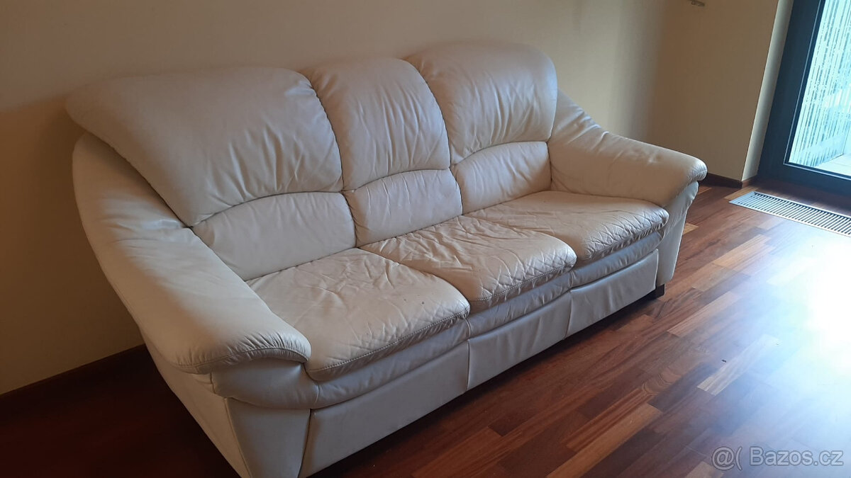 Kožená rozkládací sedačka - 2