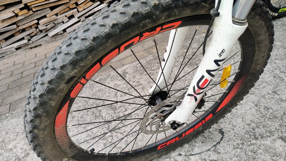 Dámské kolo Cruissis 7.7 rám 17",kola 27,5" Rezervace - 2