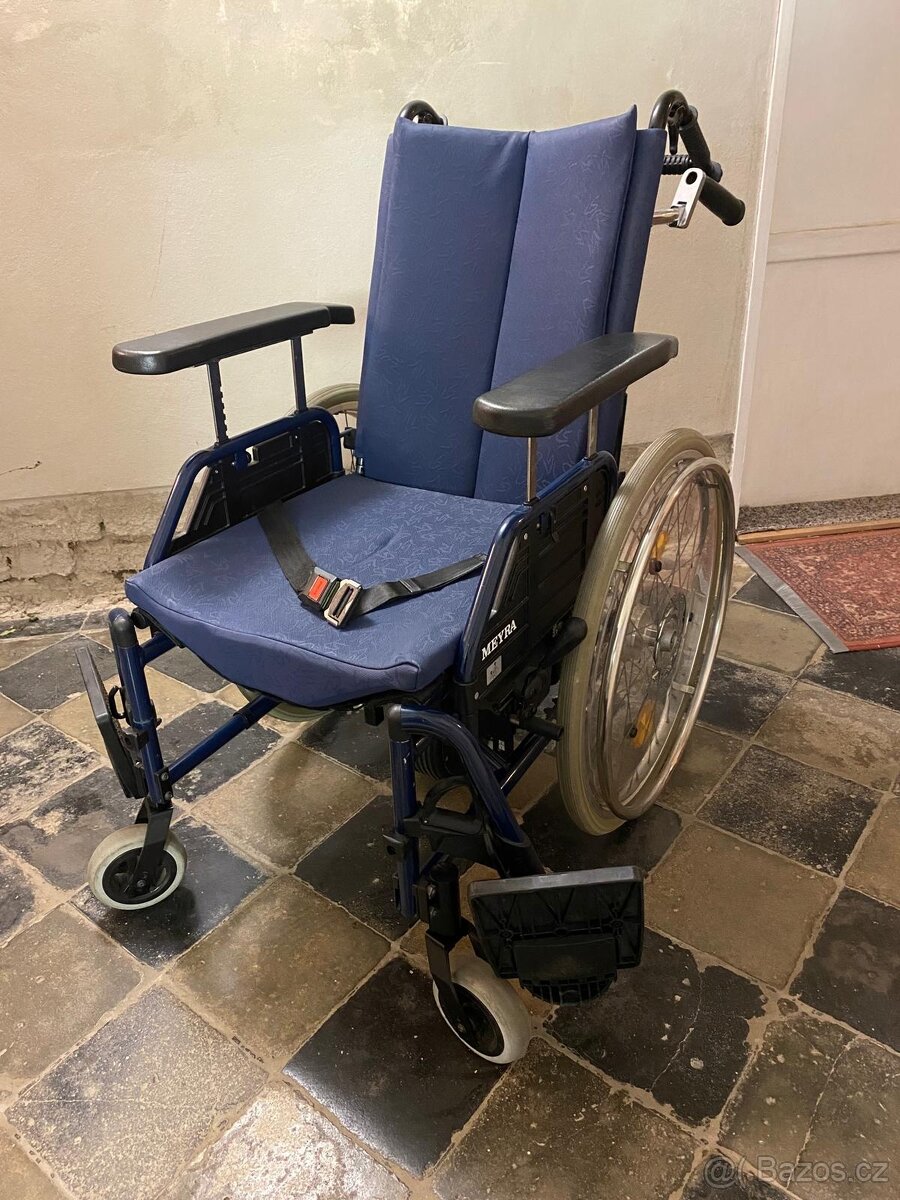 Elektrický vozík s ovládáním pro doprovod - 2