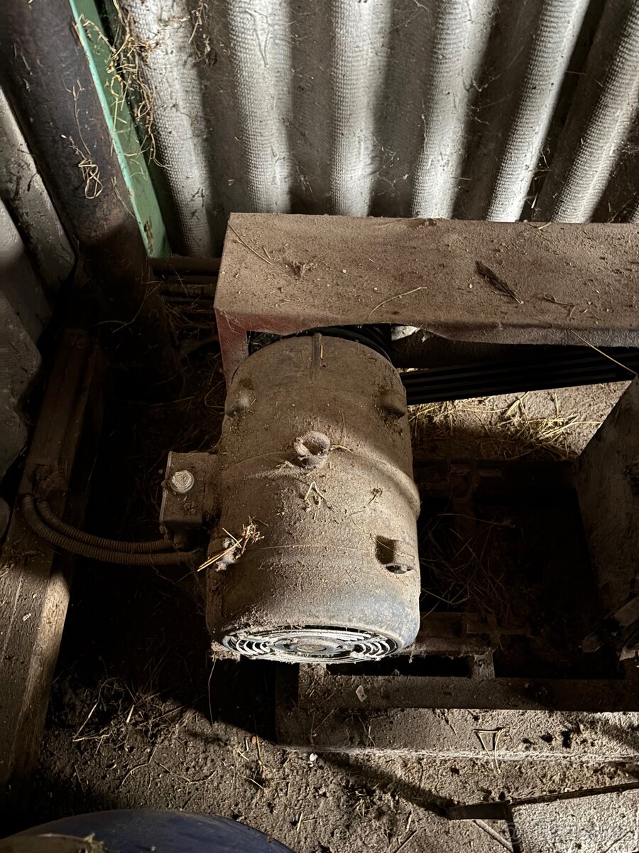 Kladívkový šrotovník tří fázový - 2