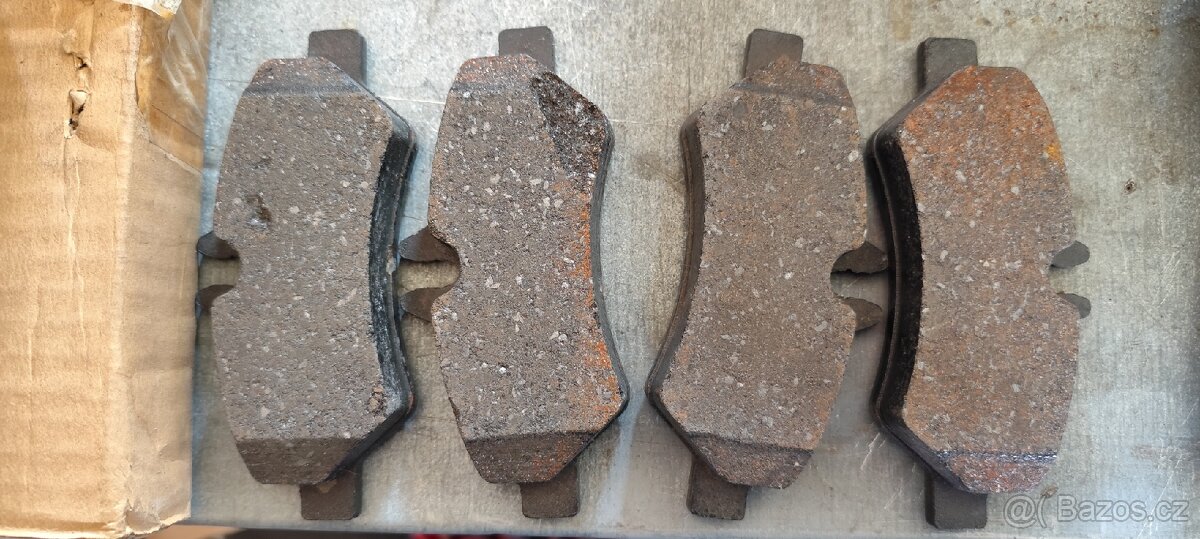 Prodám brzdové destičky zadní Mercedes Sprinter - 2