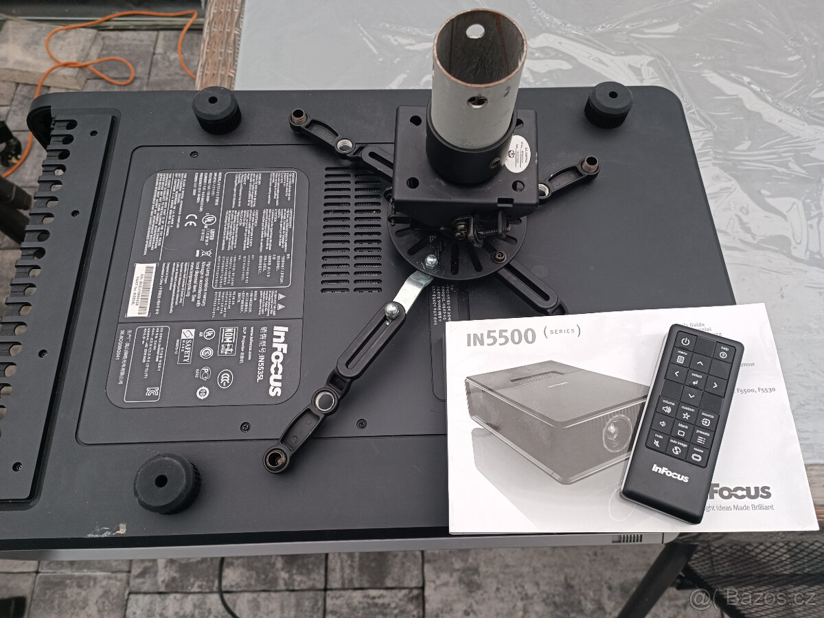 Profi InFocus IN5535L velkoplošný projektor PC. 186 000 Kč - 2