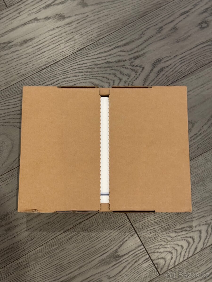 Novy MacBook Air 13" M4 2025 Blankytně modrý - 2