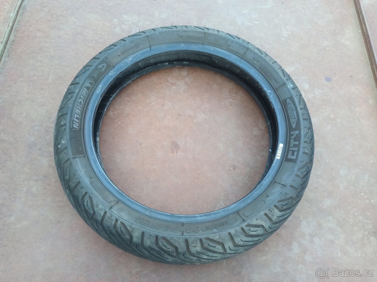 Pneumatika 100/80-14 - 2