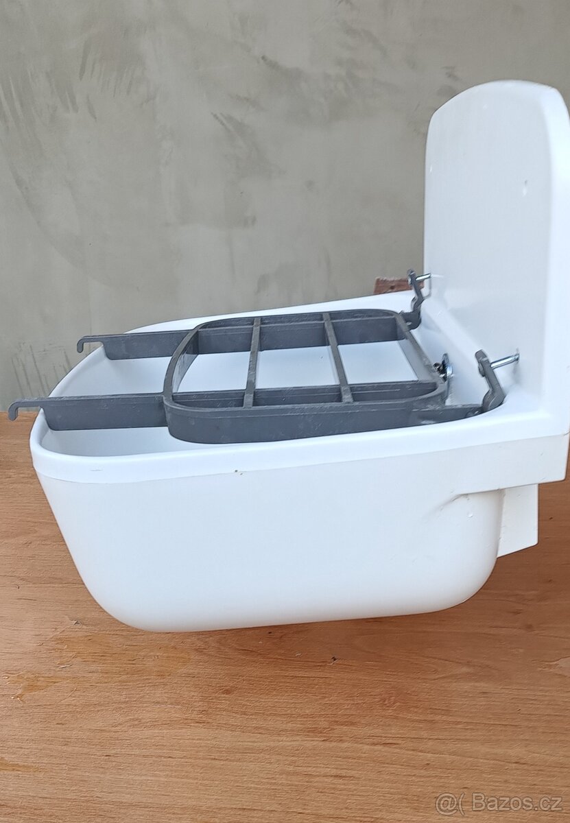 Výlevka s roštem - 2