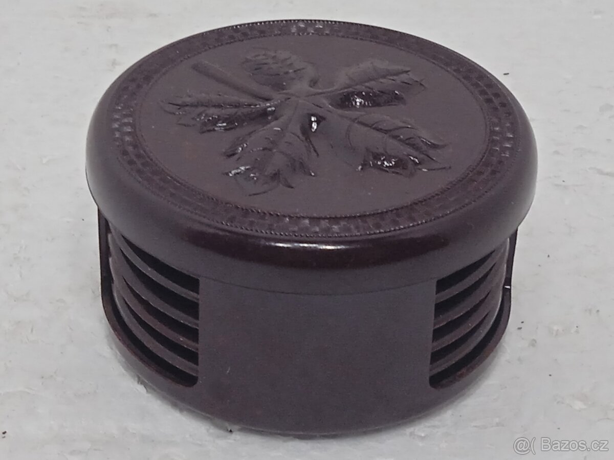 Sada 6 retro bakelitových podtácků ČSSR - 2