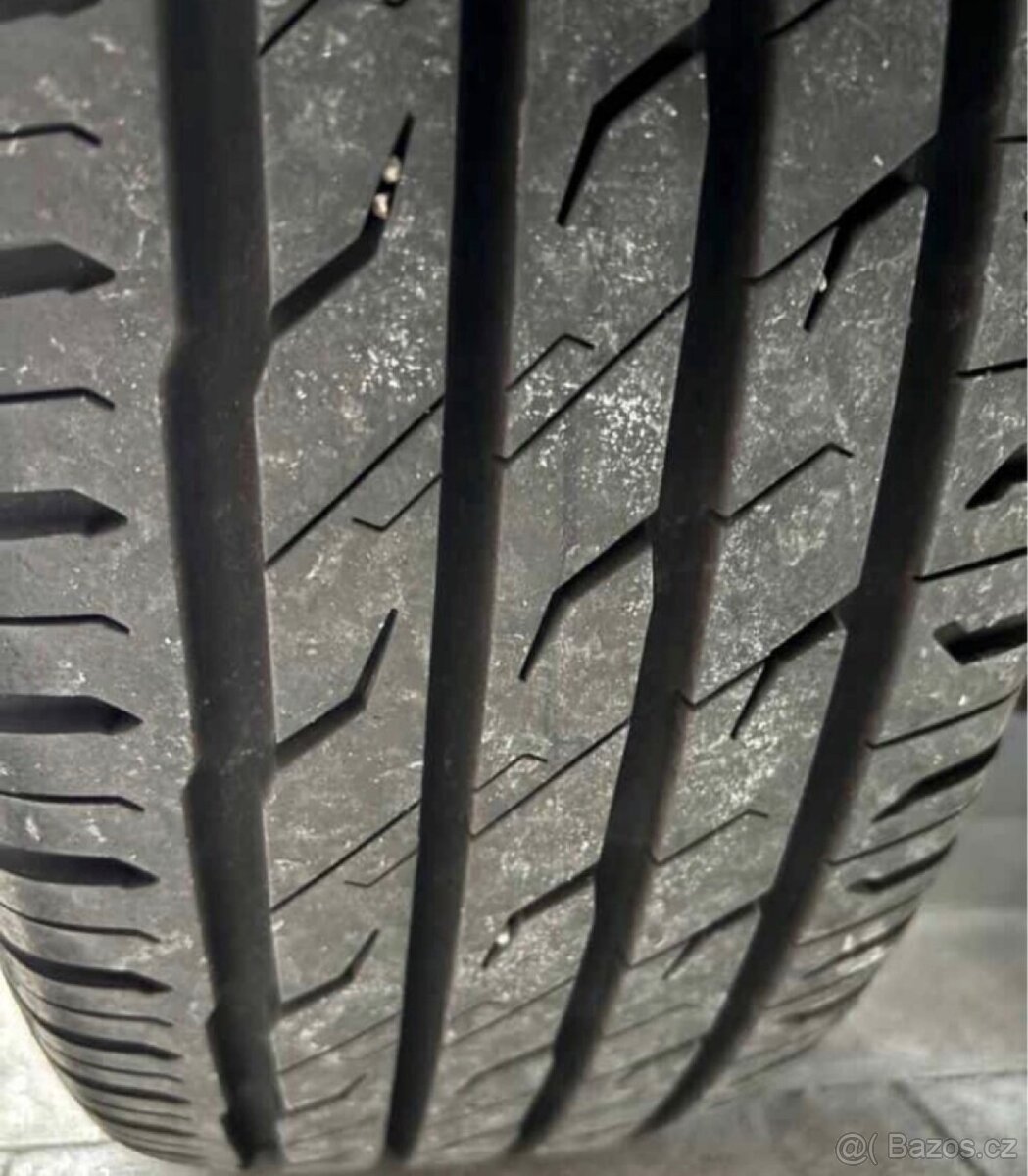 VW golf 6 letni kola 7mm - 2