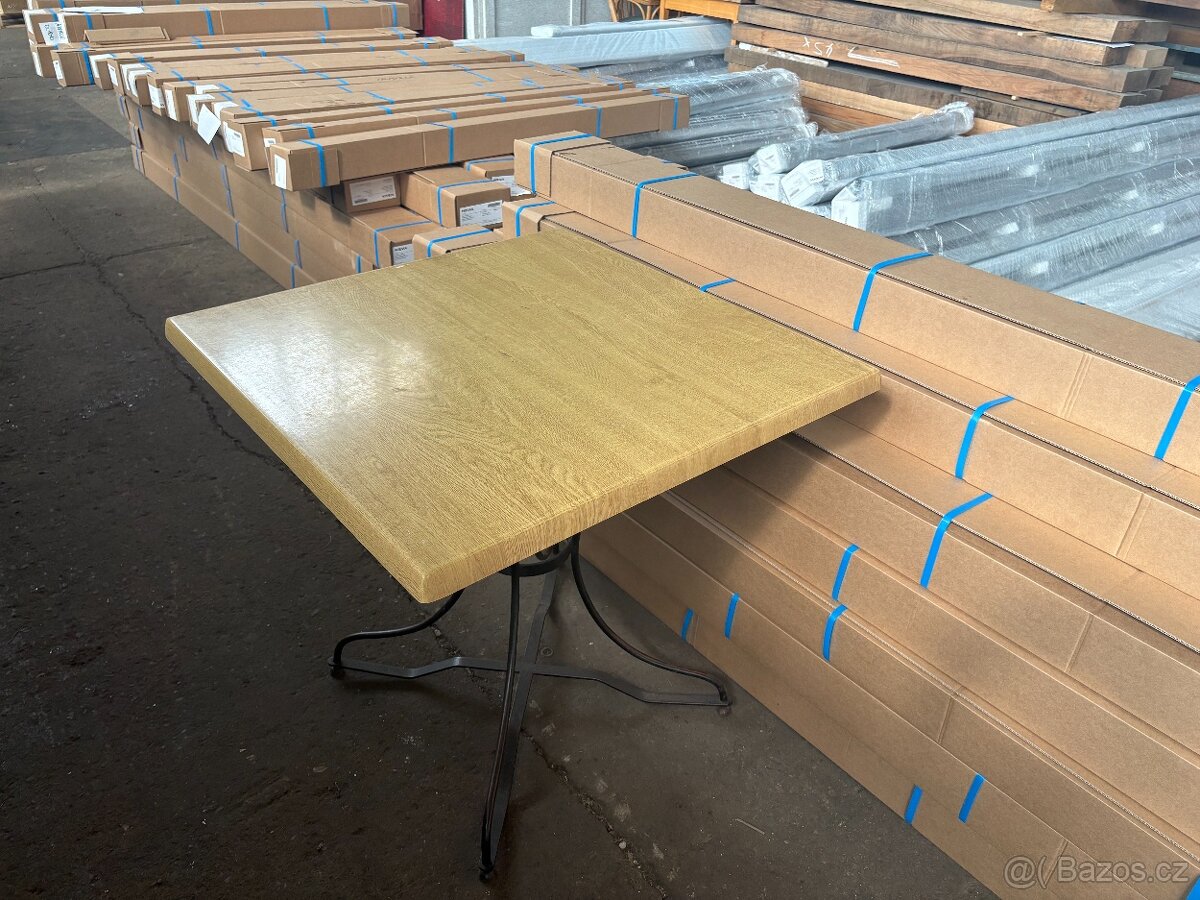 Venkovní stoly 80x80 cm + venkovní židle - 2