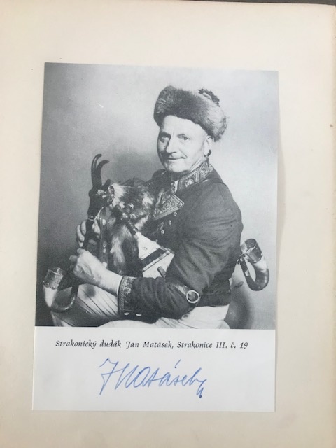 Prodám podpisy Špinarová,dudák Matásek - 2