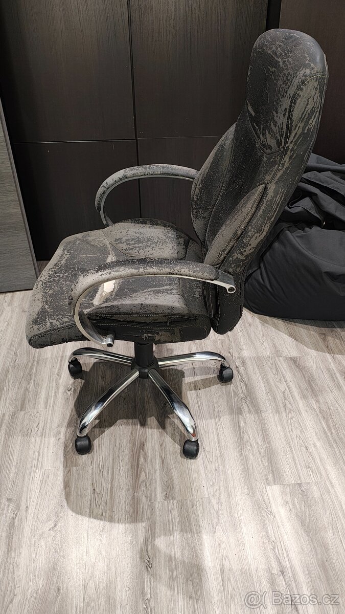 Kancelářská židle - 2