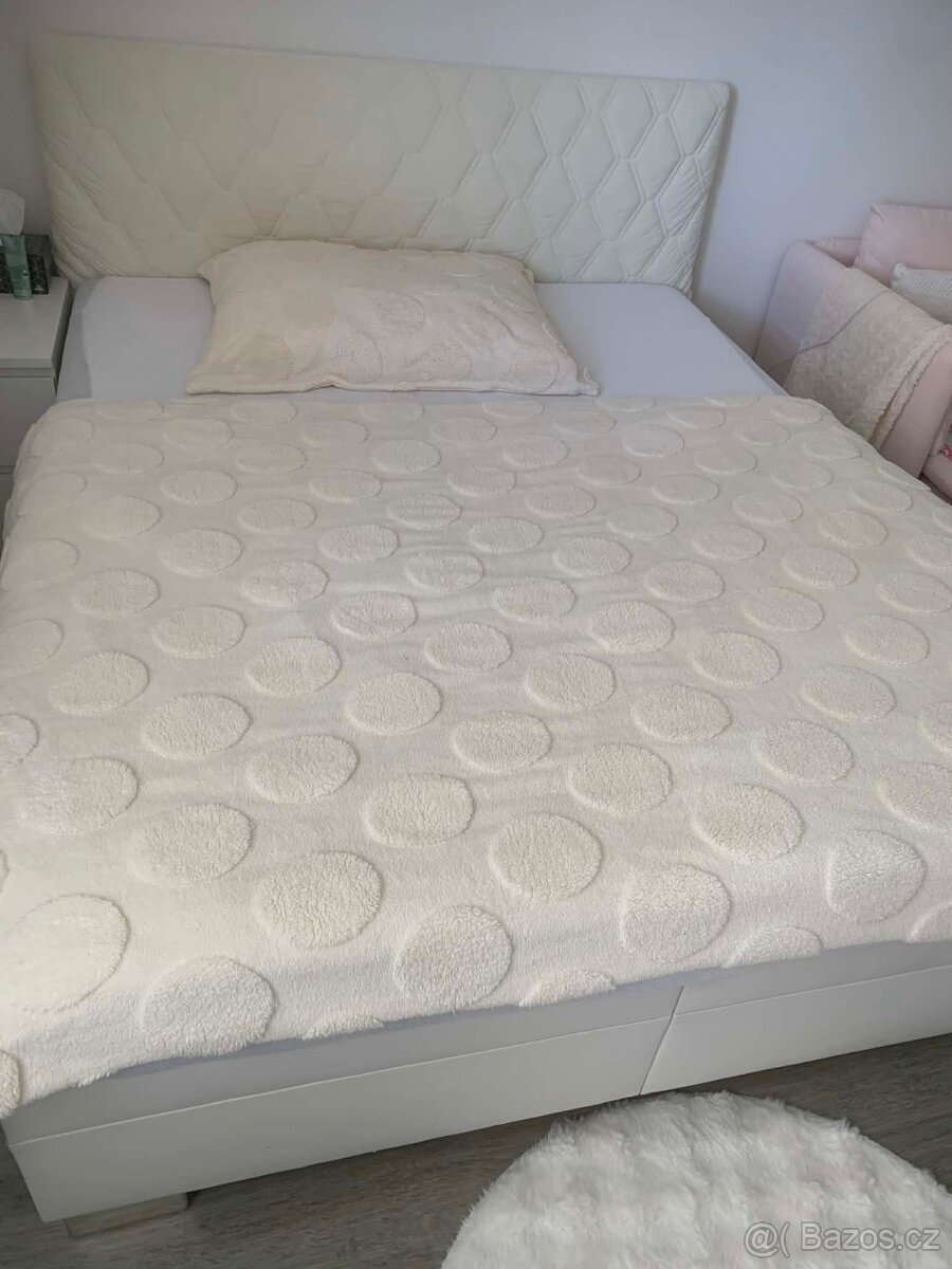 Postel 160x200cm - 2