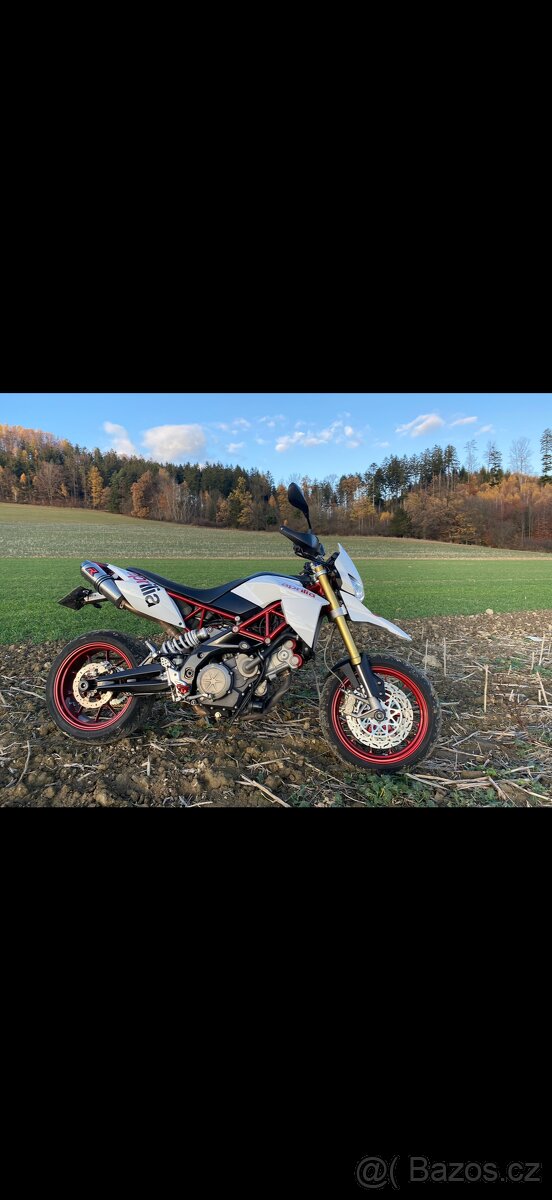 Aprilia dorsoduro 750