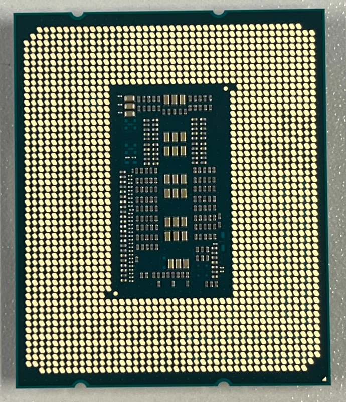 Intel Core i9-13900k - ryzen 7 7800x3d/9800x3d - 2