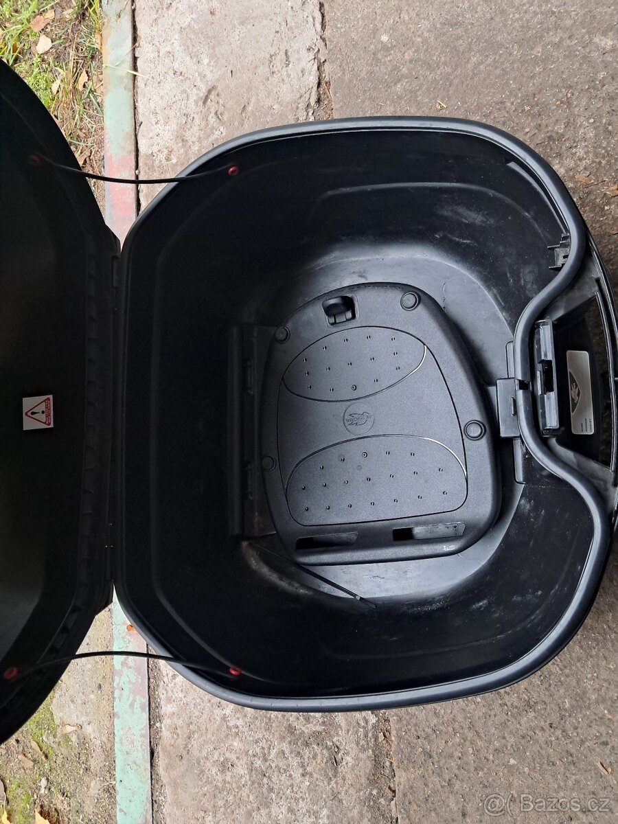 Prodám kufr Kappa + plotnu na Suzuki V-Strom - 2