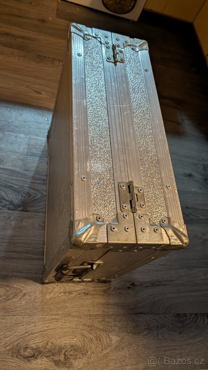Přepravní bedna Flight Case pro gramo Technics SL 1210 - 2