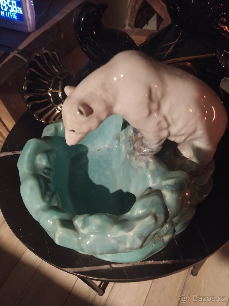 DVĚ PĚKNÉ STARÉ VĚCI - 2