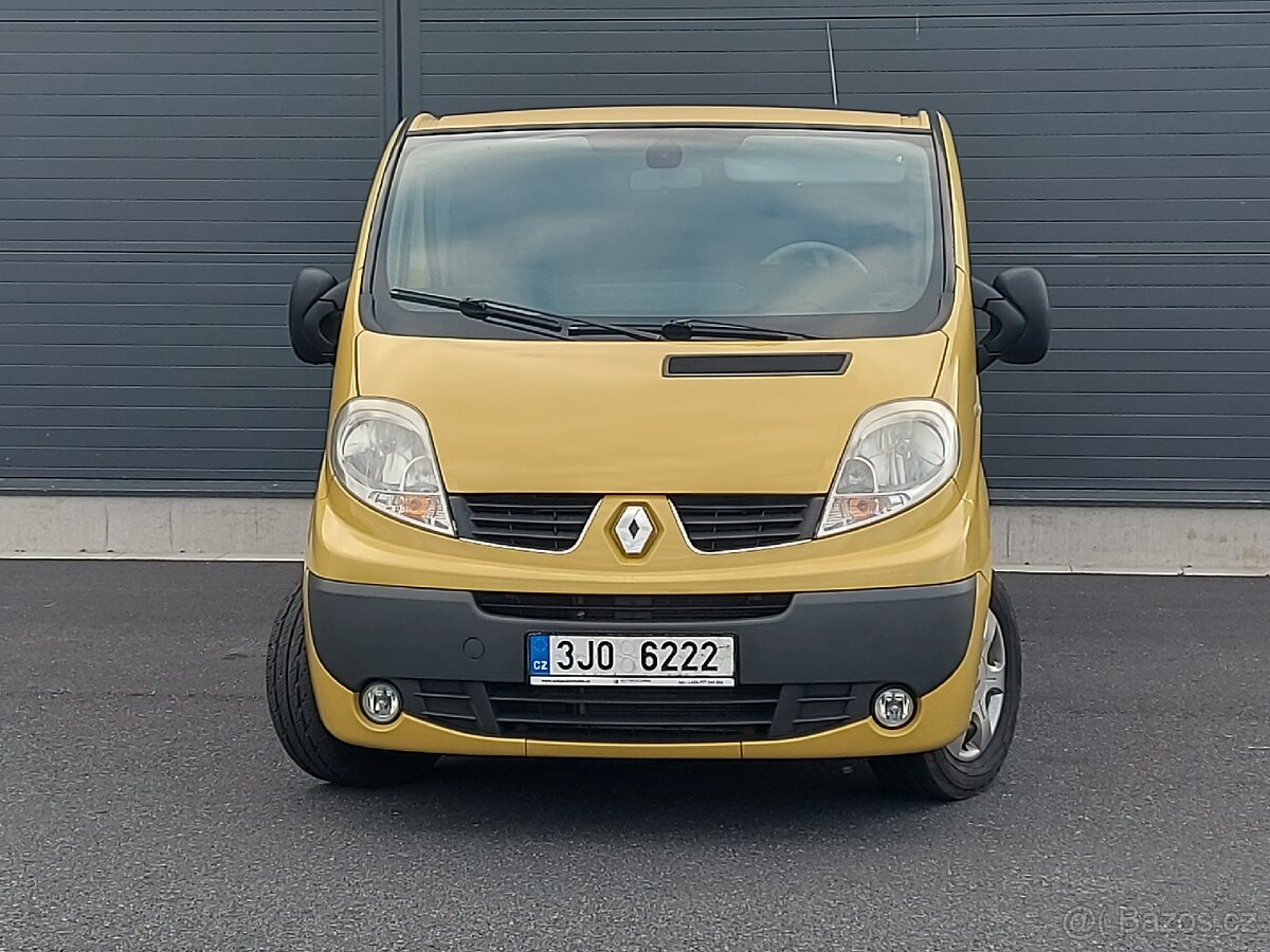 Renault Trafic Passenger -Long 2.0 dCi 84 kw, - 2