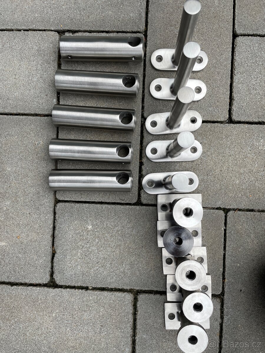 Kování držáky madla - 2