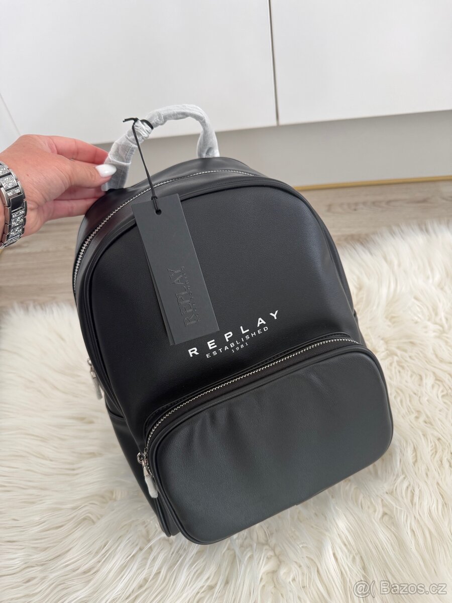 Dámský, černý batoh Replay - nový - 2