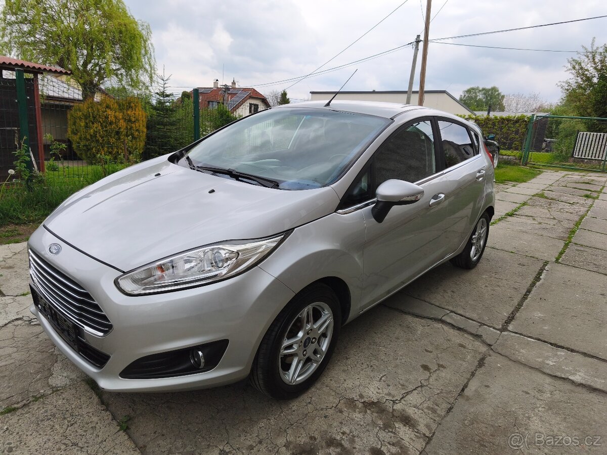 Ford fiesta - 2
