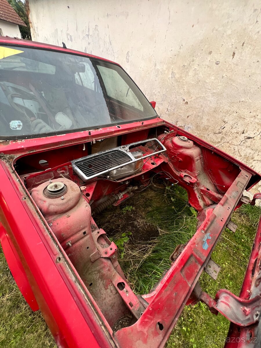 Lancia delta 1.6 HF Turbo/GT - 2