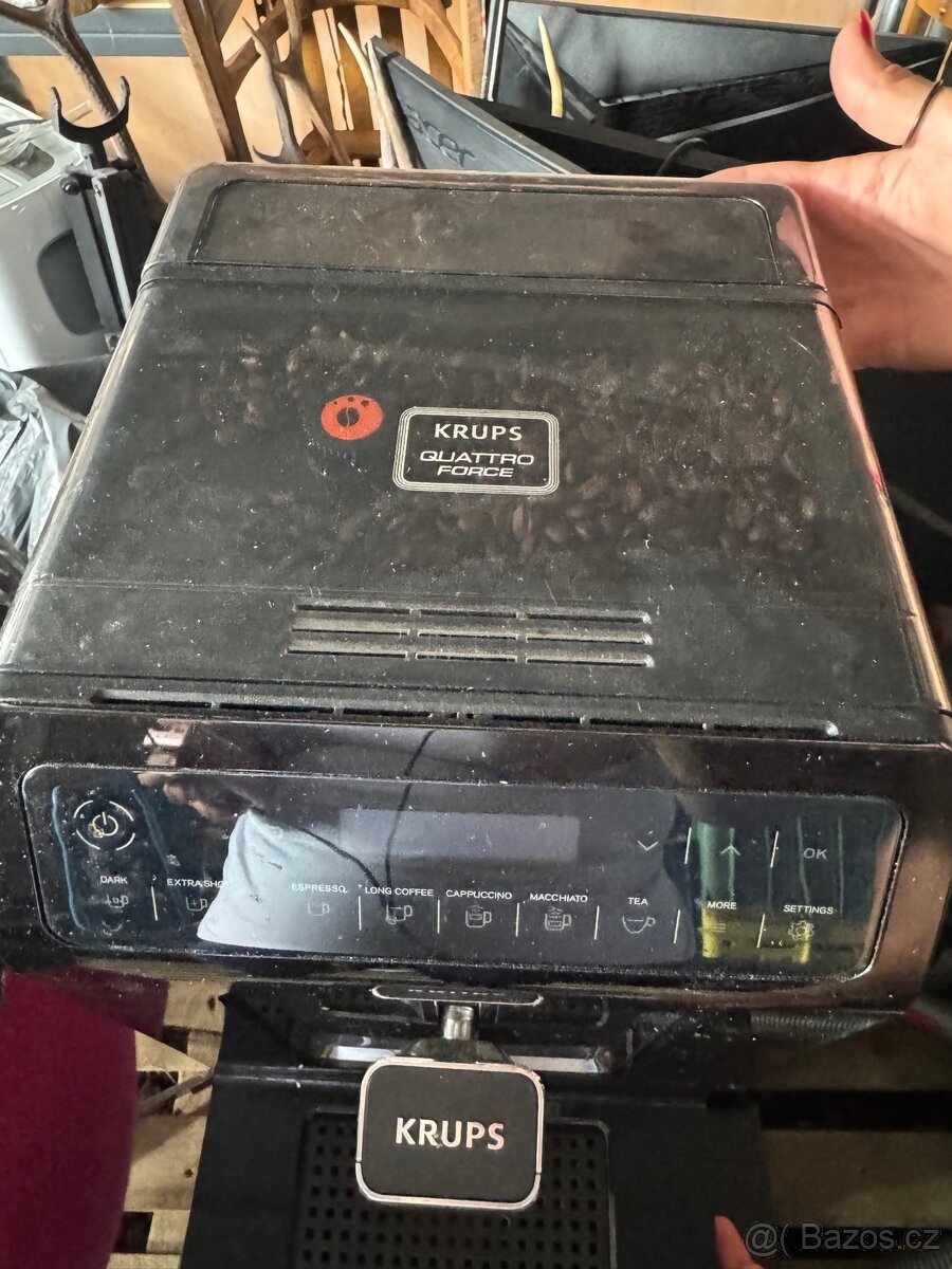 Automaticky kávovar Krups evidence černý - 2