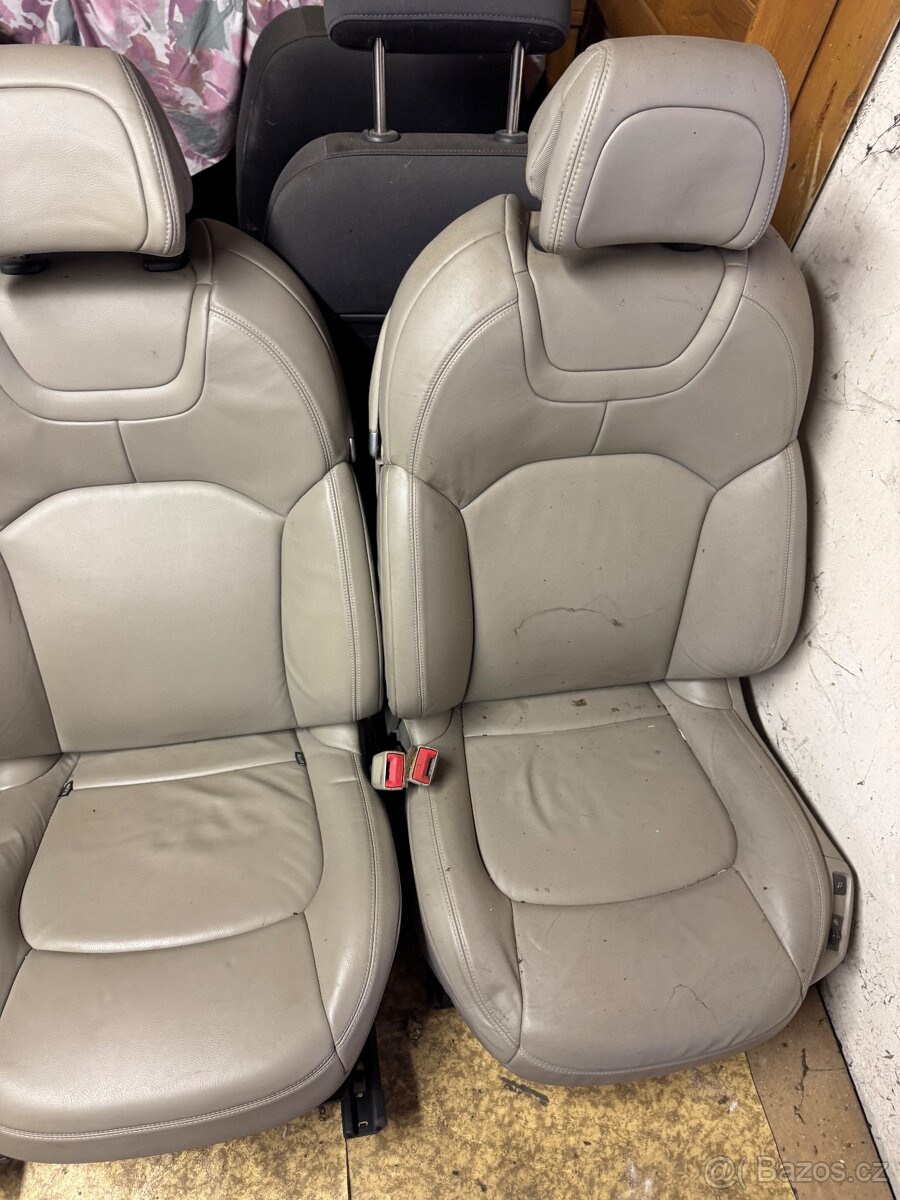 Sedačky Citroën C5 - 2