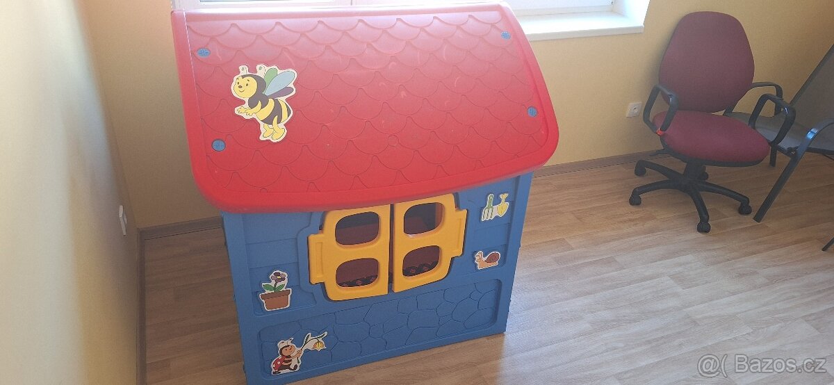 Plastový domeček - 2