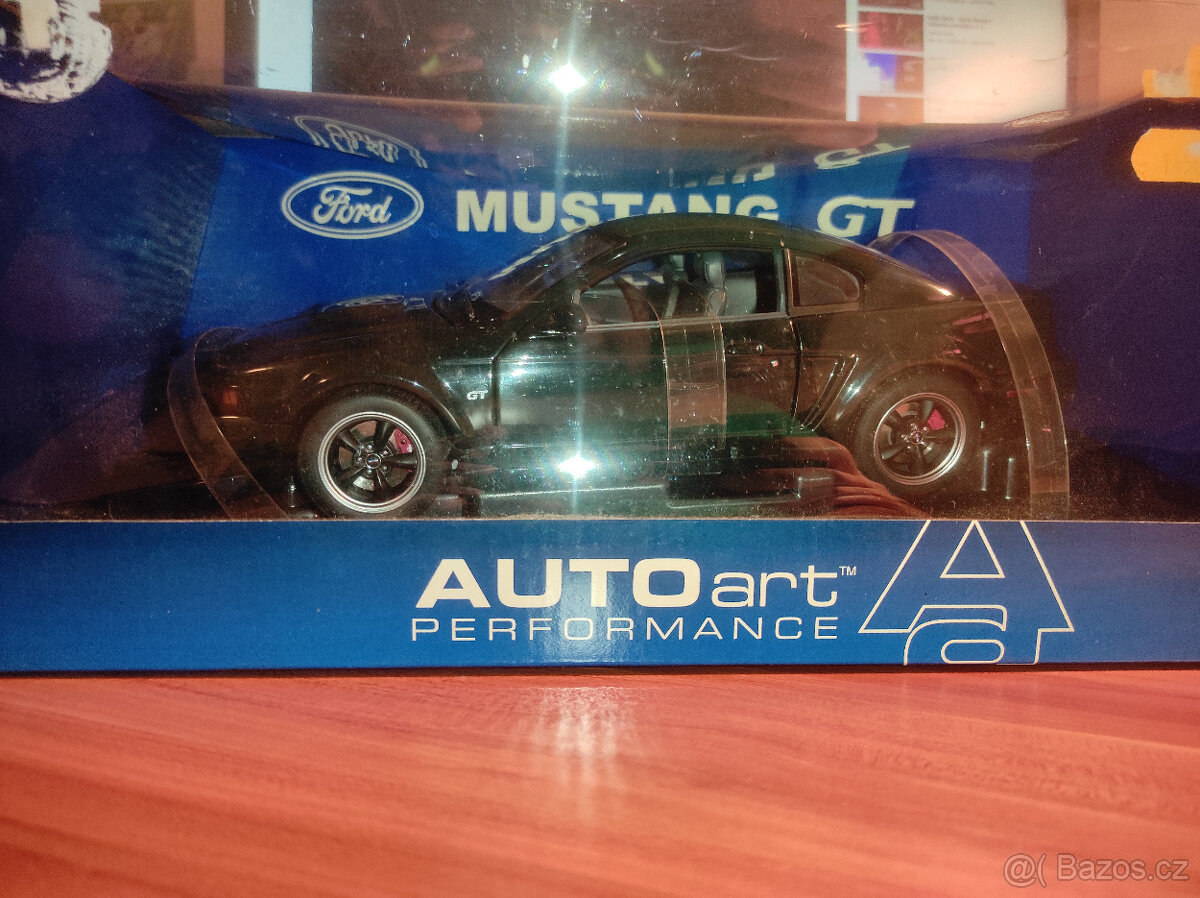 1:18 AUTOART FORD MUSTANG GT BULLIT - 2