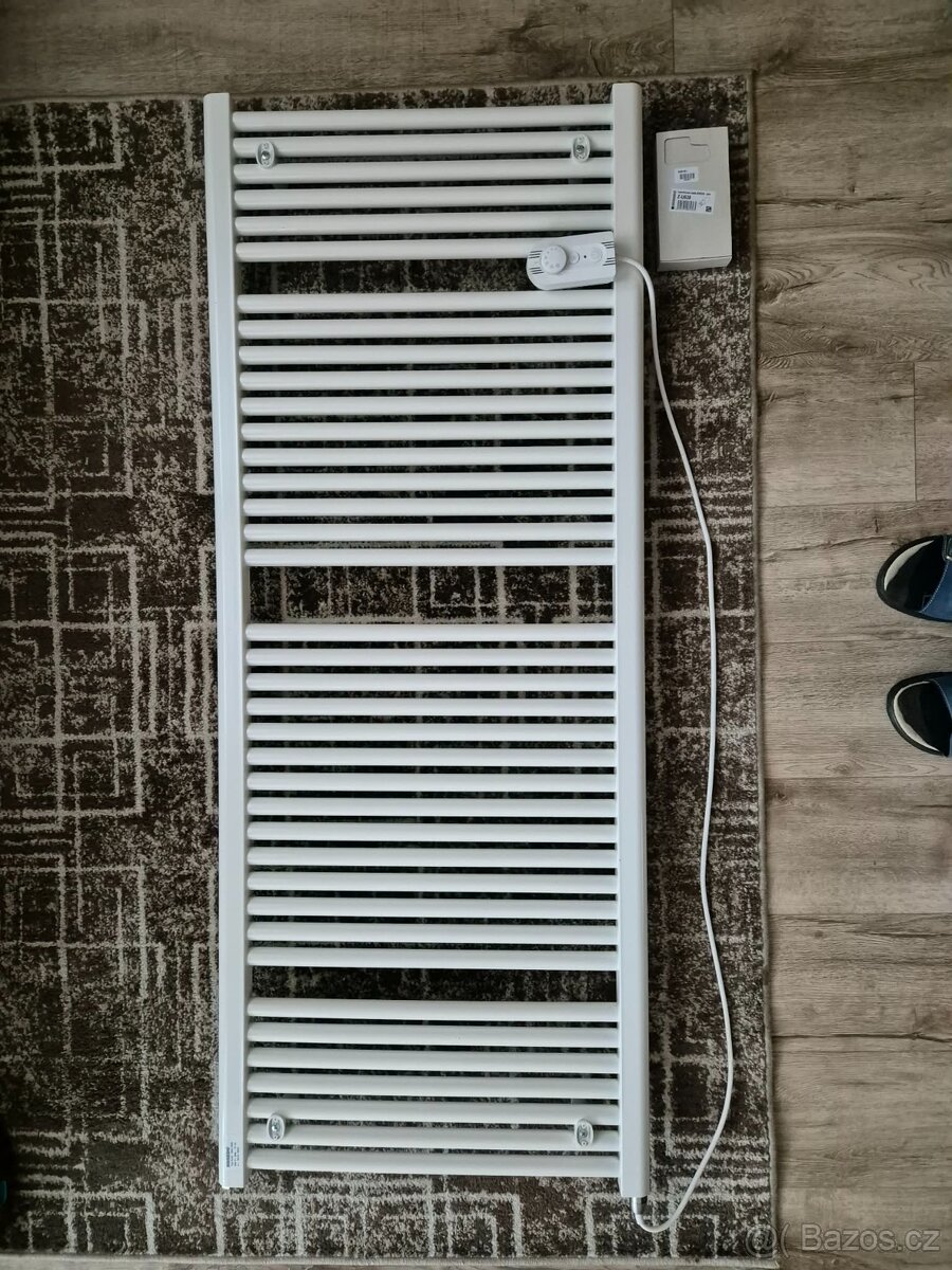 Eletrický koupelnový žebřík - 2