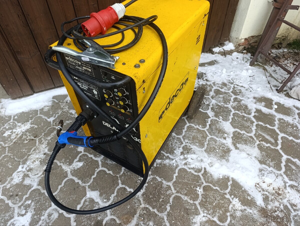 Svářečka CO2 230A - 2