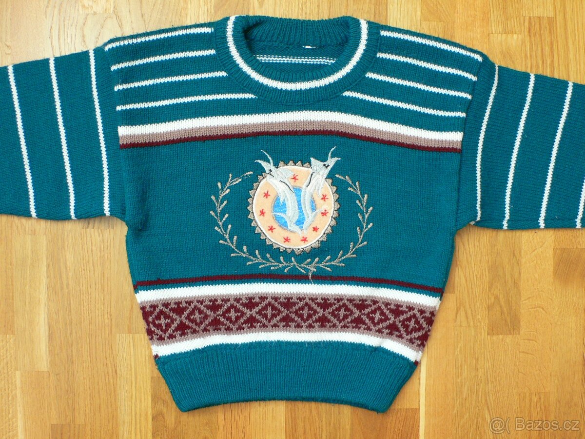 Zelený chlapecký svetr s proužky vel.110 - 2