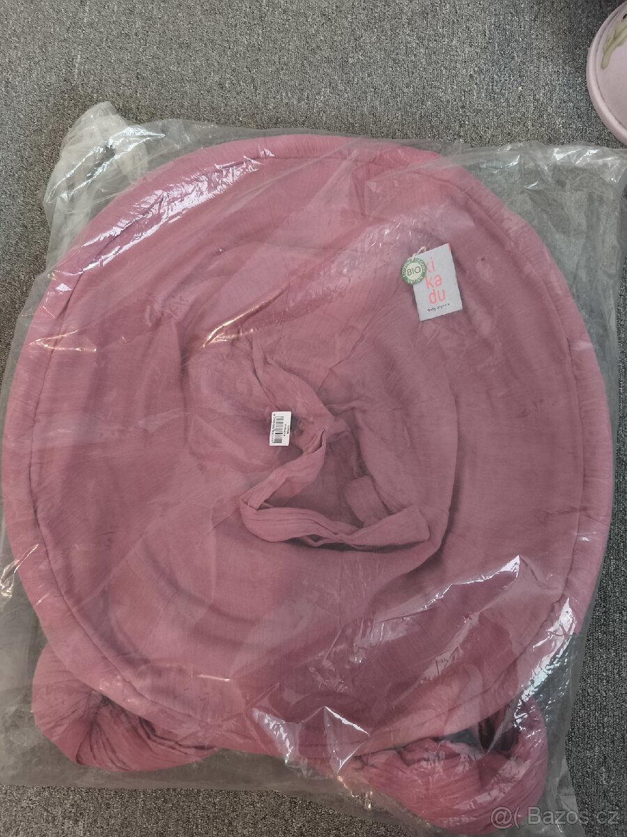 Luxusní nebesa nad postýlku - 2