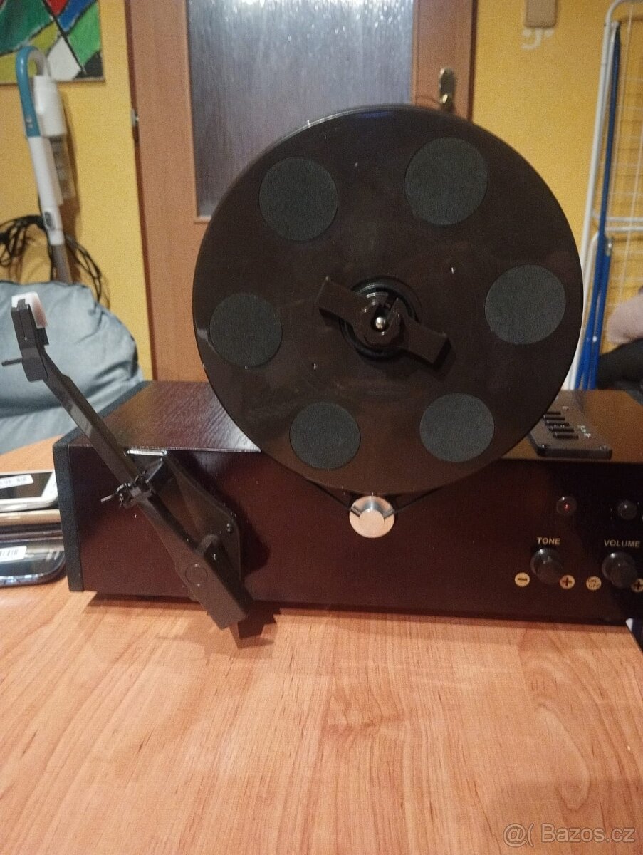Vertikální gramofon (86) - 2