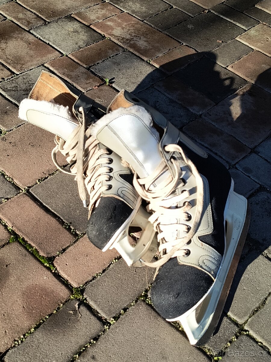 Panske brusle Botas na led (42) - 2