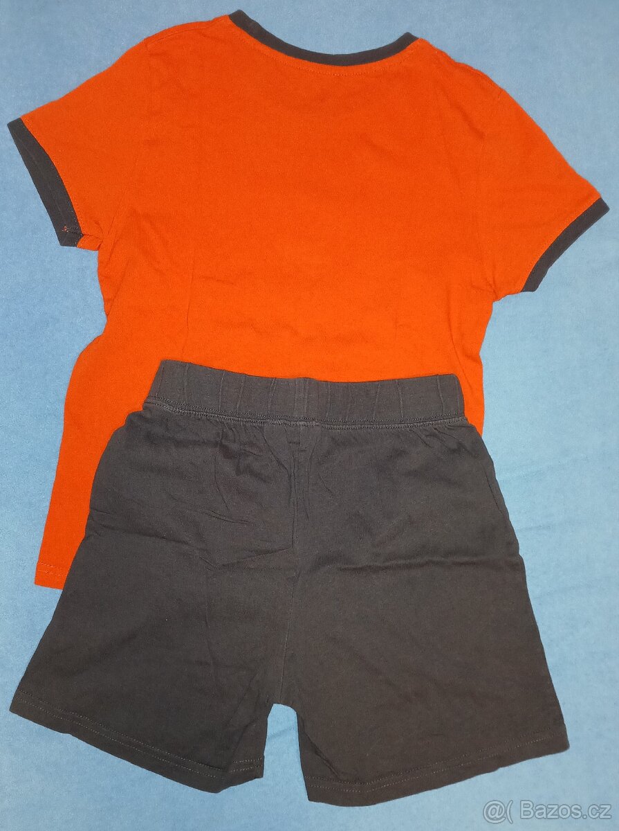 Pyžamo vel. 134 - 2