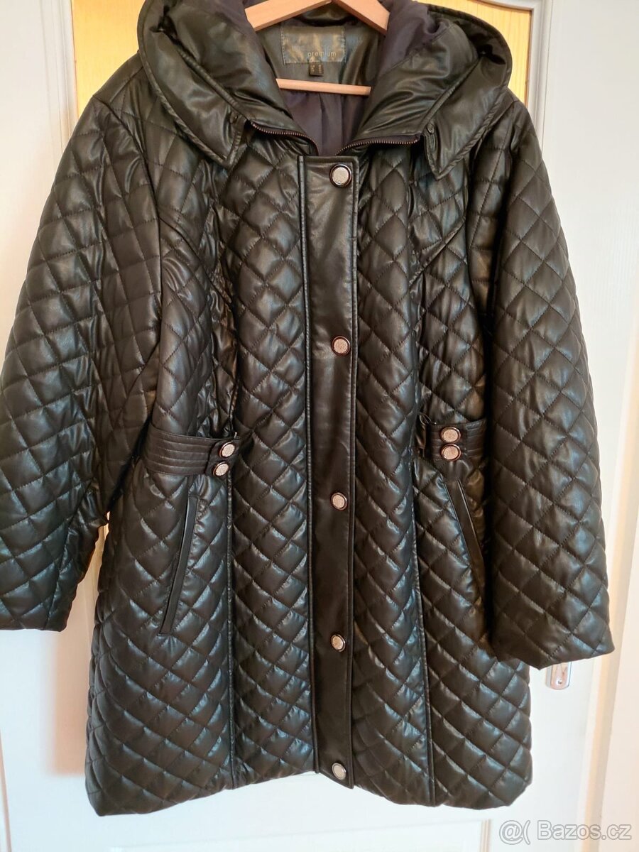 Zimni prosivany kabat. - 2