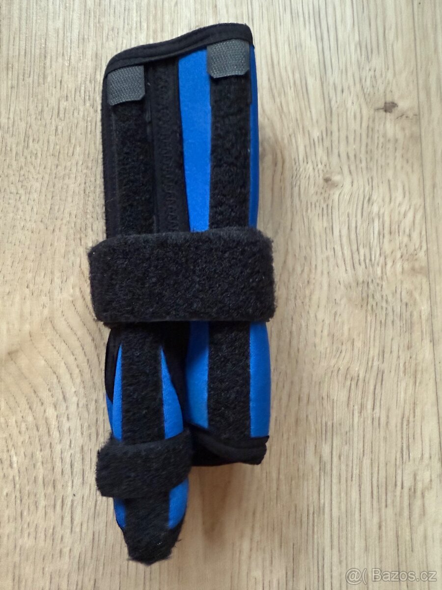 Zápěstní ortéza s palcem - 2