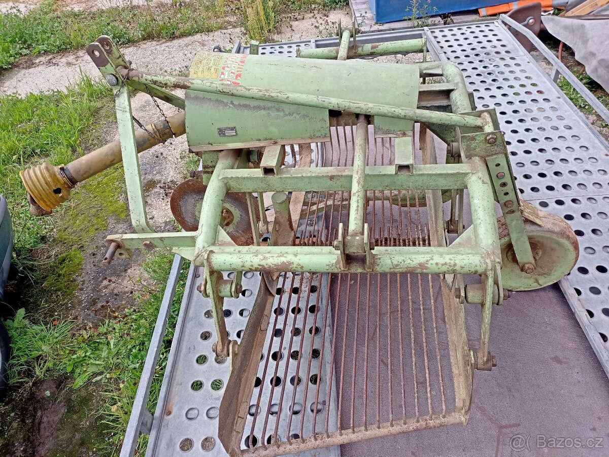 Vibrační vyorávač brambor KROMAG - 2