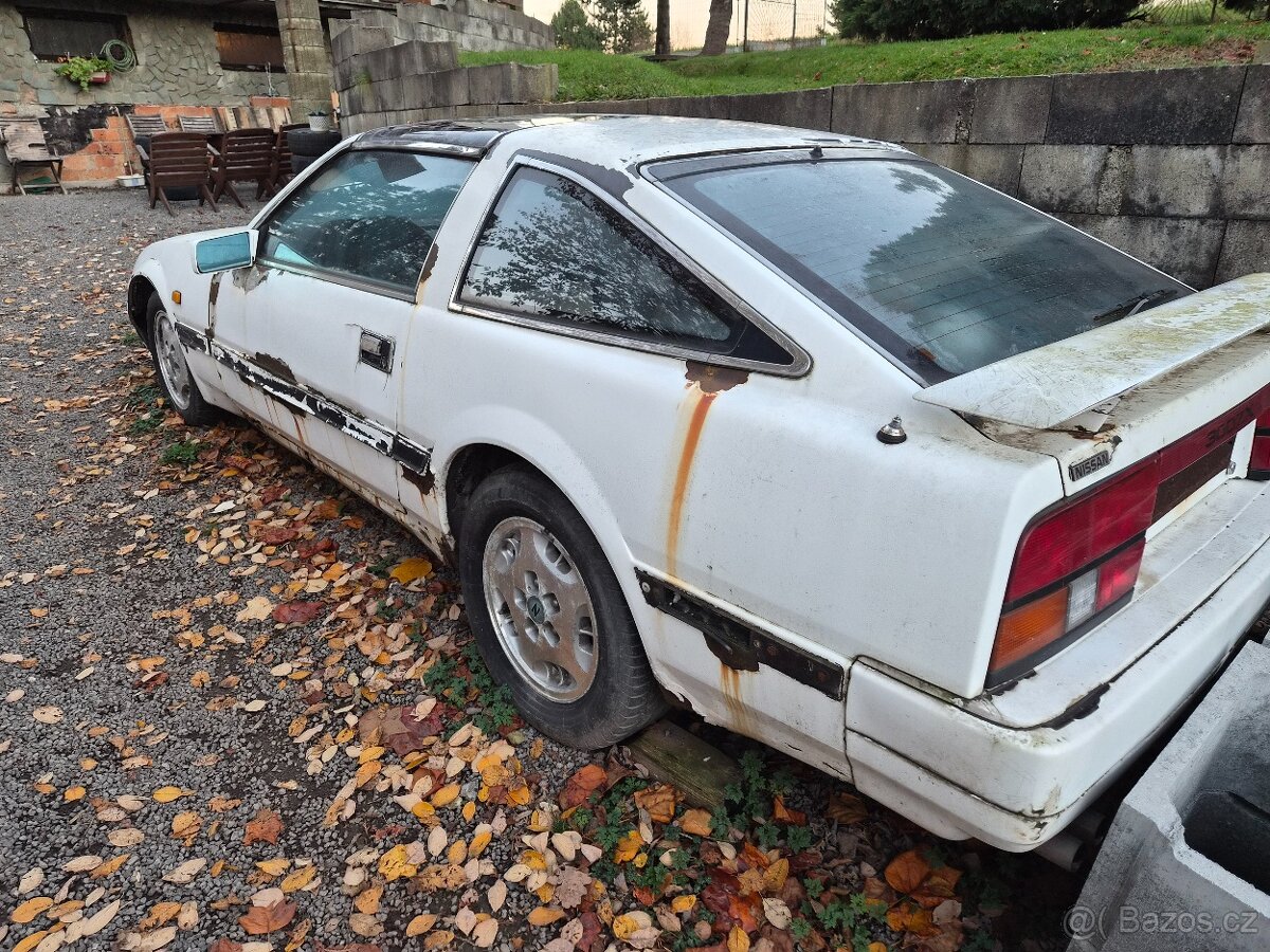 Nissan 300 zx z31 - 2