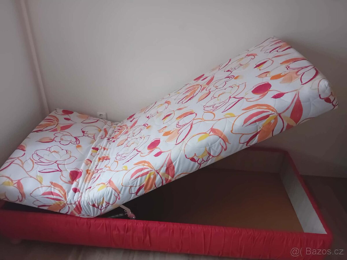 Nabytek- válenda - 2