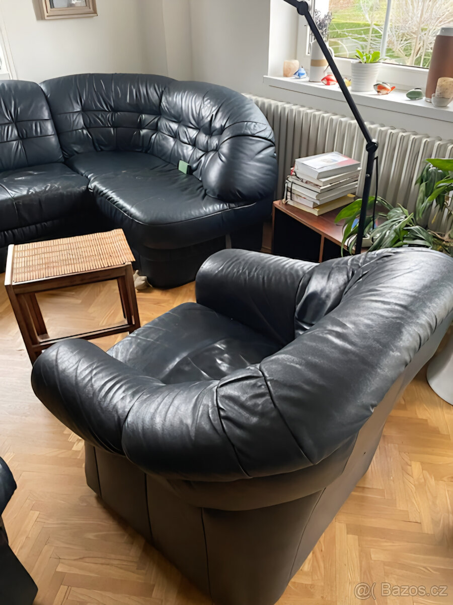 Rohová, rozkládací sedačka - 2