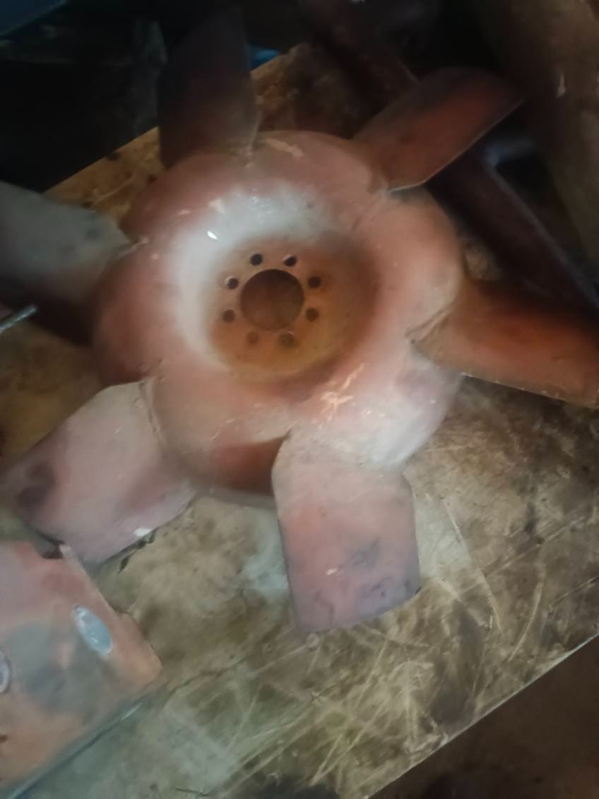 Motor ZETOR 4001,nahr.dily - 2