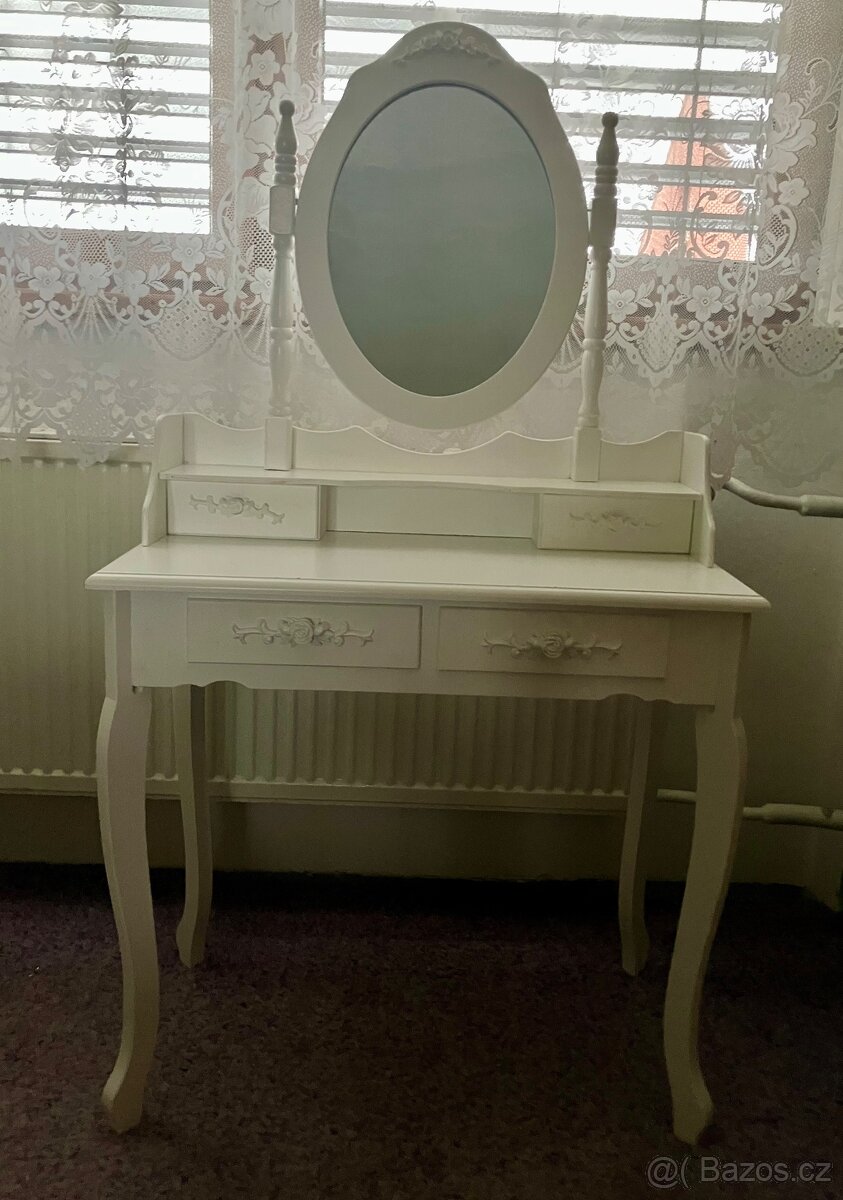 Toaletní kosmetický stolek Primadonna - 2