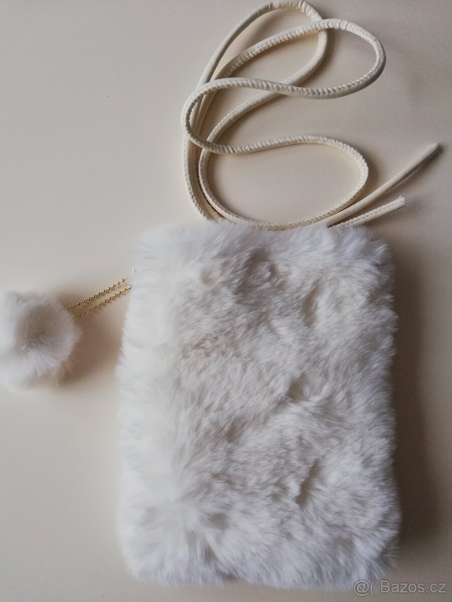 Plyšová kabelka - 2