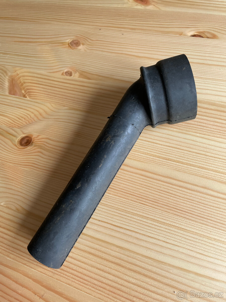 hadice termostatu Škoda 1000, 100, 110 - 2