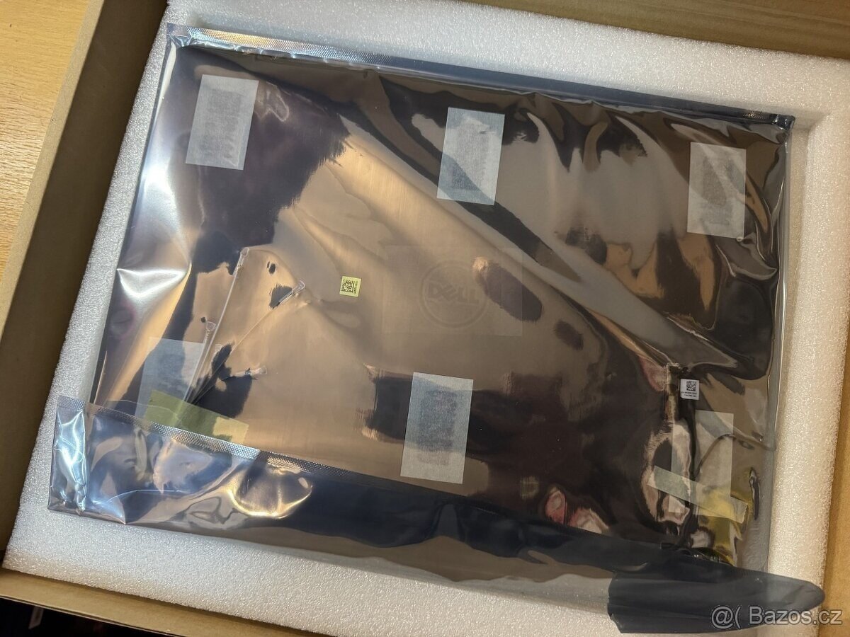 Nové dotykové QHD víko s LCD Dell Latitude E7470 - 2